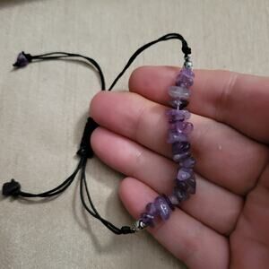 Amethyst crystal chip adjustable bracelet